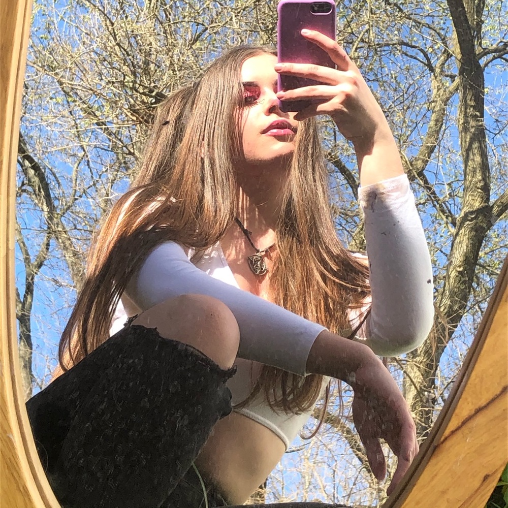 Meet your Posher, Alana